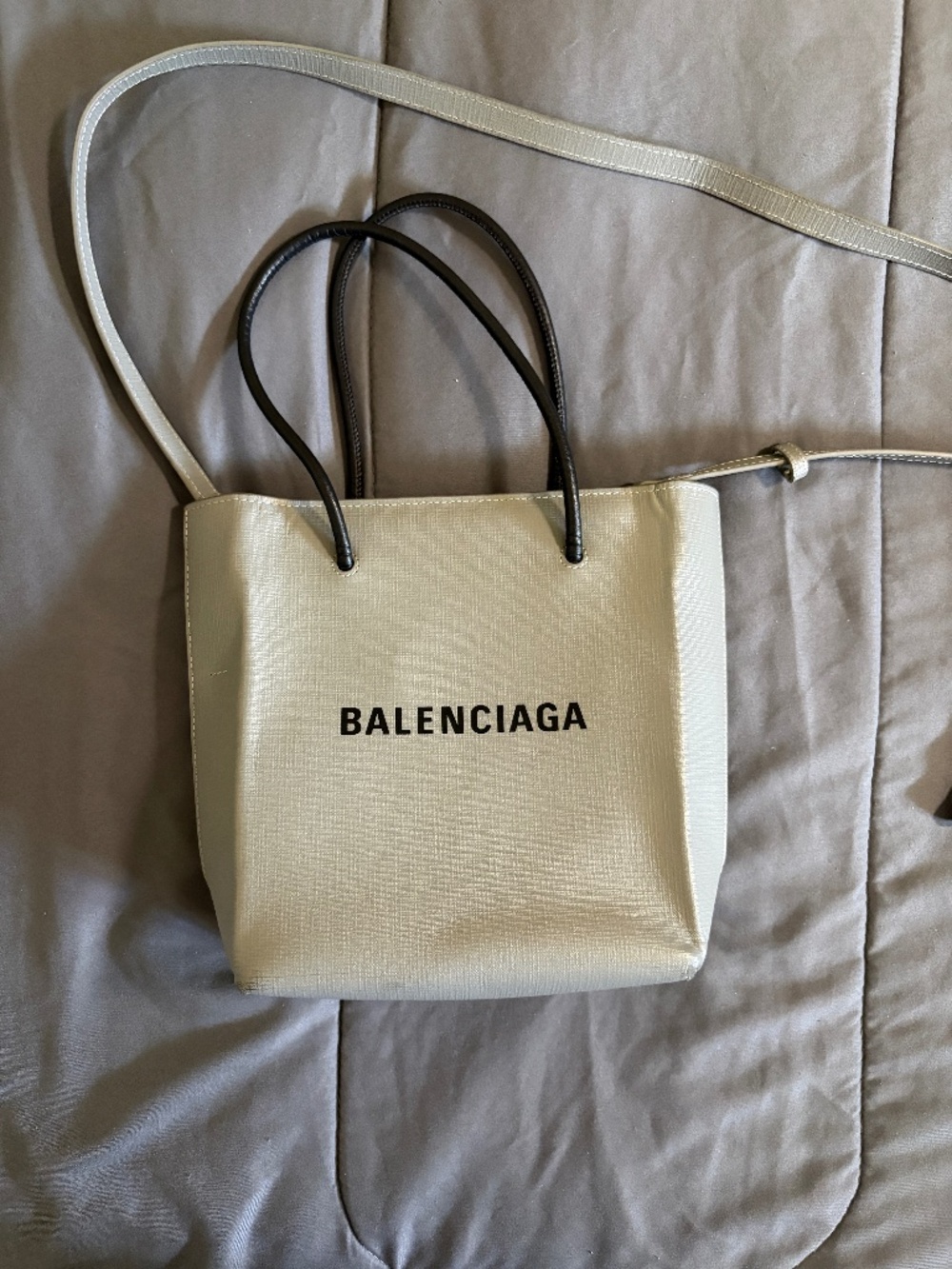 Balenciaga the shopping bag